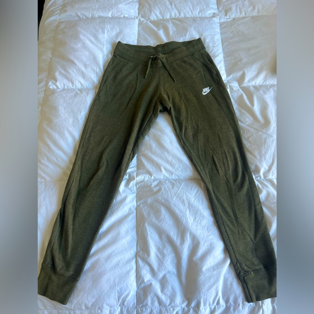 Nike Joggers